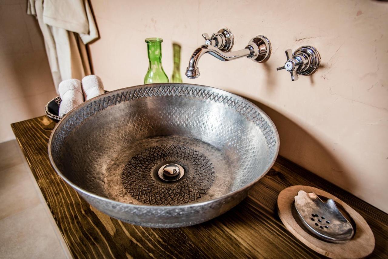 ツール Dar Camelia Bed & Breakfast エクステリア 写真