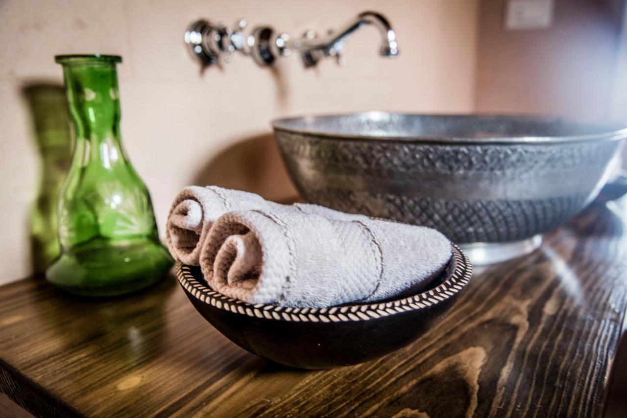 ツール Dar Camelia Bed & Breakfast エクステリア 写真